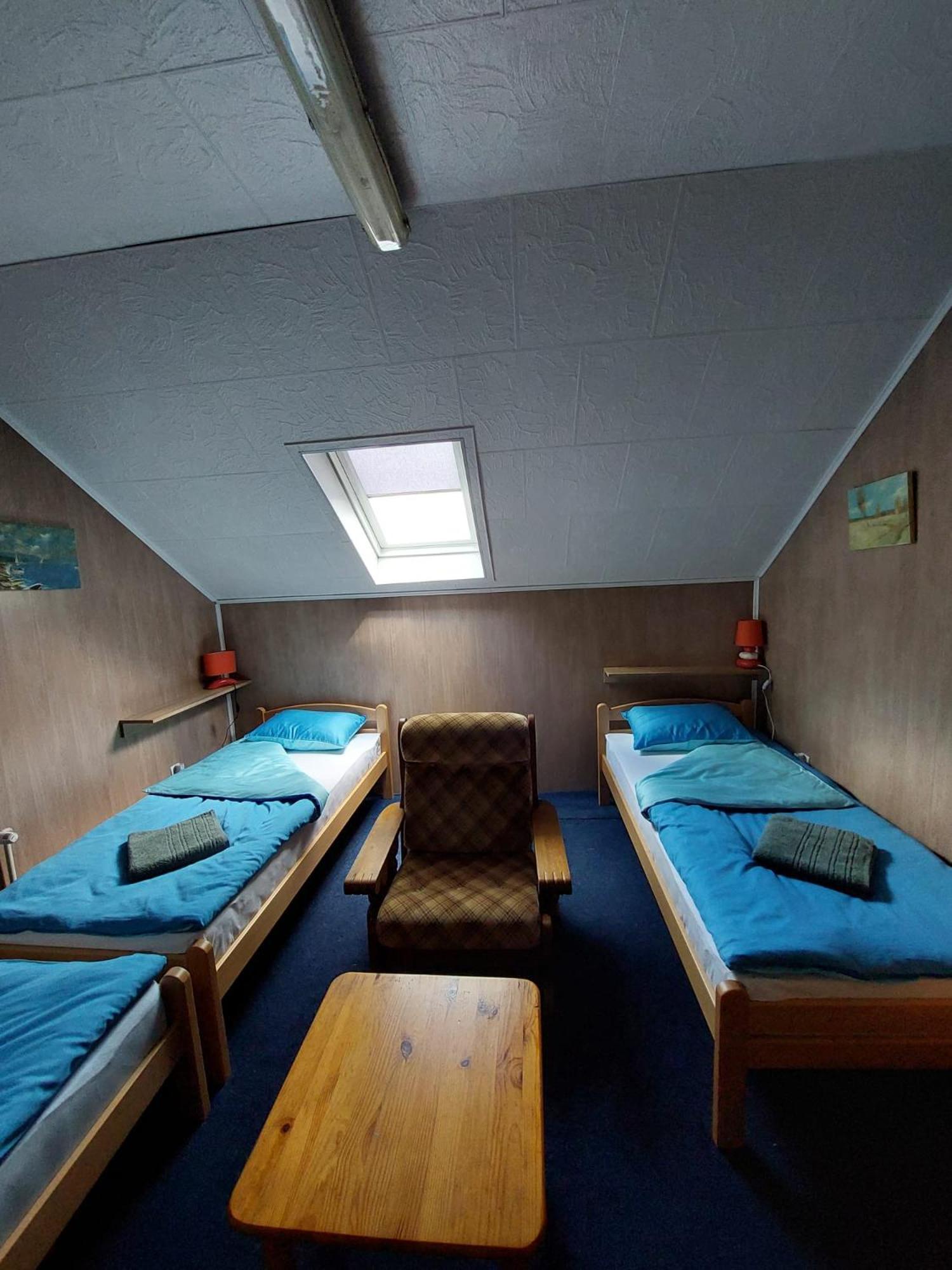 Hostel Suzzzy Novska Buitenkant foto